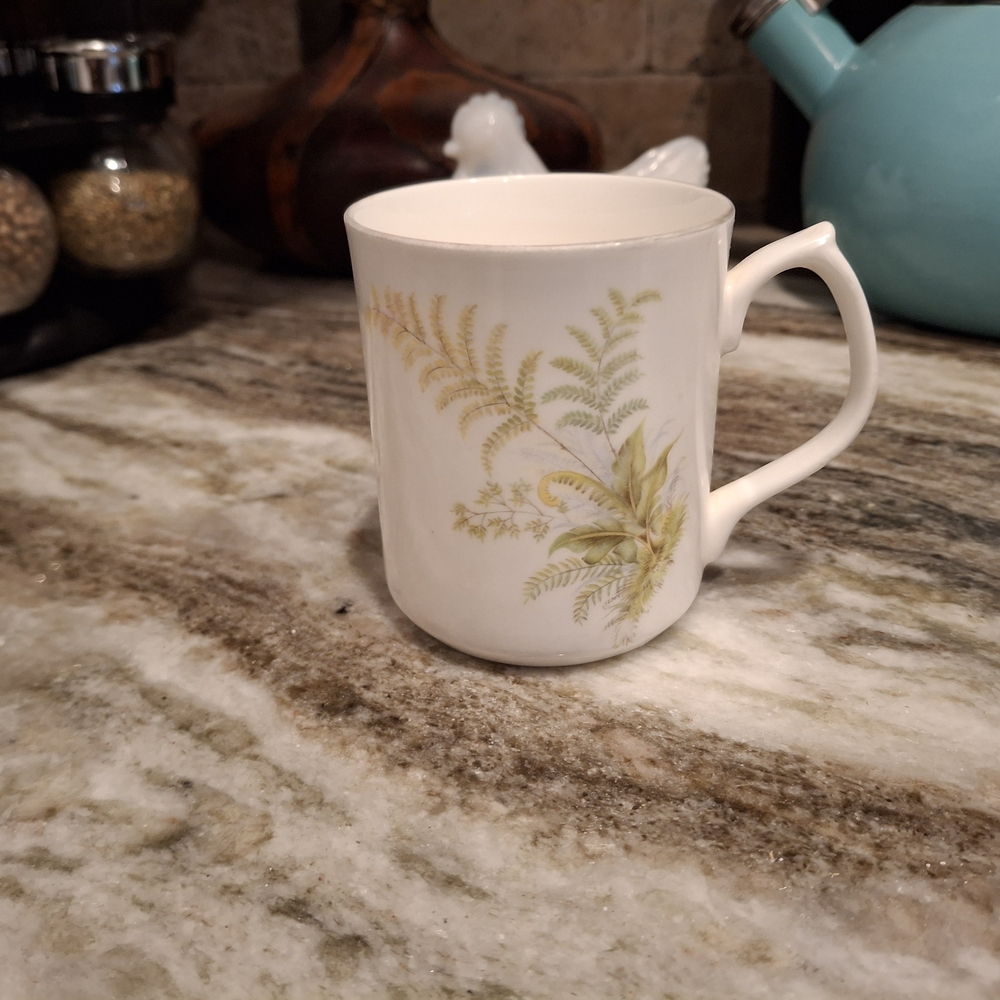 Elegant White Fern Mug